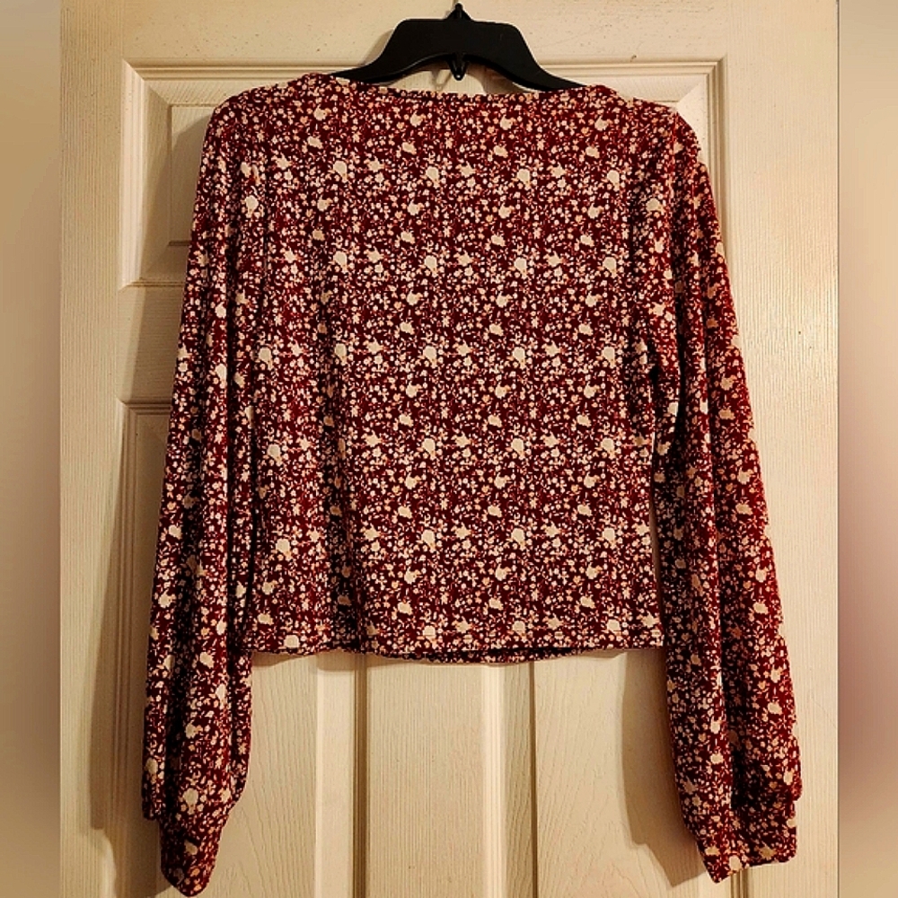 Lush Square Neck Longsleeve Top - Picture 7 of 7
